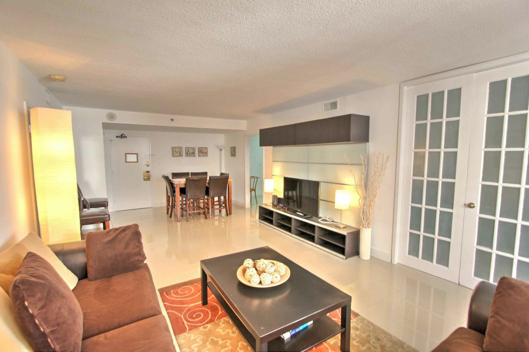 Private Apartments By Vacations On ميامي بيتش المظهر الخارجي الصورة