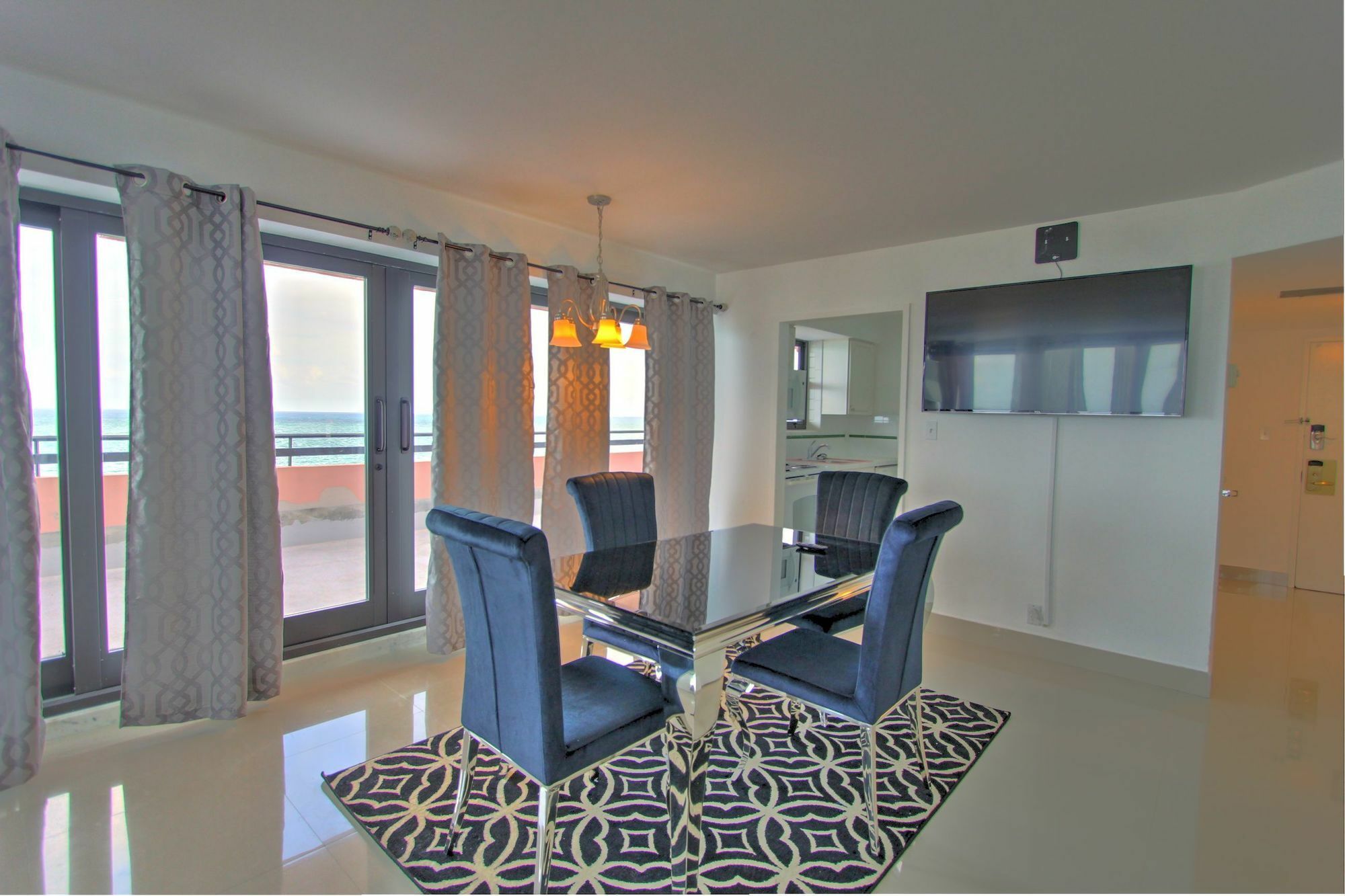Private Apartments By Vacations On ميامي بيتش المظهر الخارجي الصورة